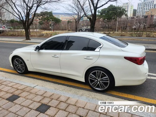 Infiniti Q50 2016 — фото 20