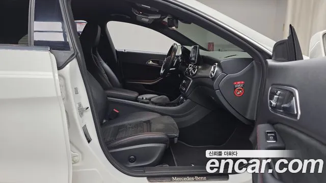 Mercedes-Benz CLA-Class 2019 — фото 11