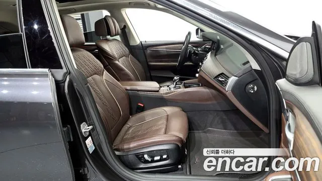 BMW Gran Turismo 2018 — фото 10