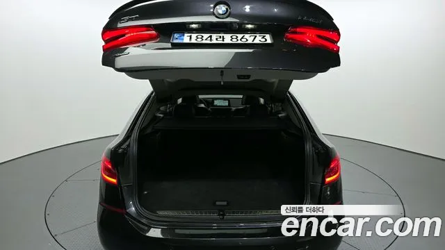BMW Gran Turismo 2018 — фото 20