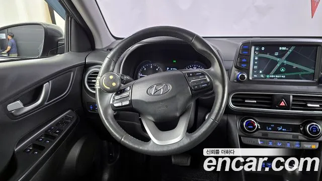 Hyundai Kona 2018 — фото 13
