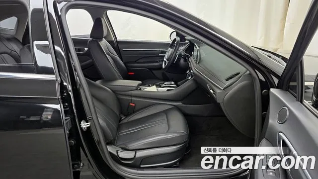 Hyundai Sonata 2022 — фото 11