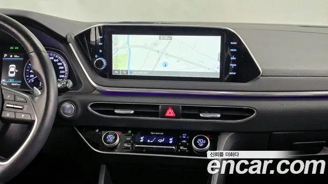 Hyundai Sonata 2022 — фото 14