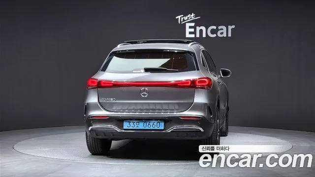 Mercedes-Benz EQA 2023 — фото 4