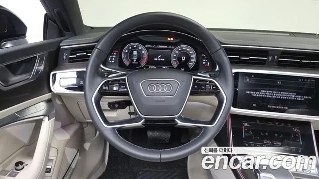 Audi A7 2022 — фото 12