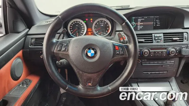BMW M3 2010 — фото 13