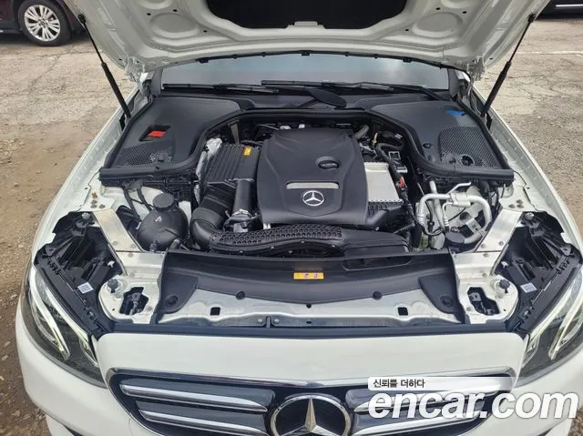 Mercedes-Benz E-Class 2020 — фото 6