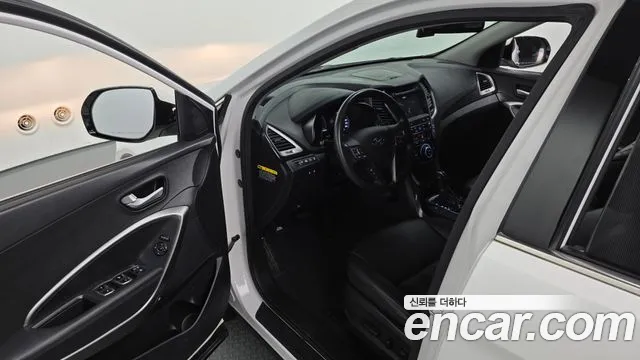 Hyundai Santafe 2016 — фото 11