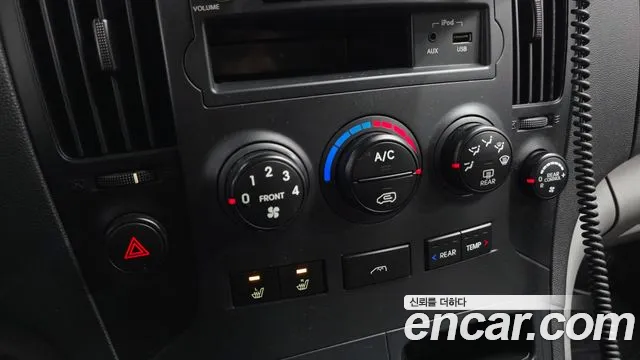 Hyundai Starex 2011 — фото 17