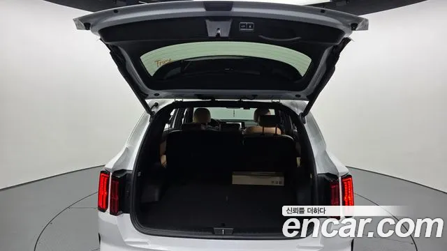 Kia Sorento 2023 — фото 20