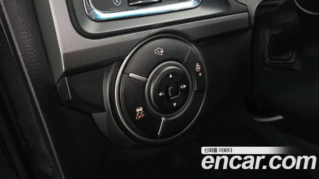 KG_Mobility_Ssangyong KORANDO 2017 — фото 18
