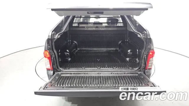 KG_Mobility_Ssangyong KORANDO 2017 — фото 20