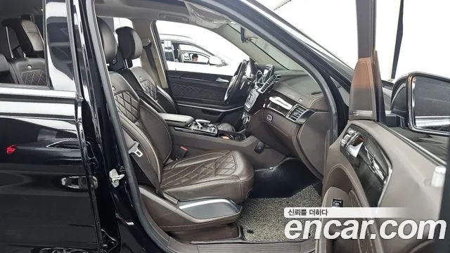 Mercedes-Benz GLS-Class 2017 — фото 11