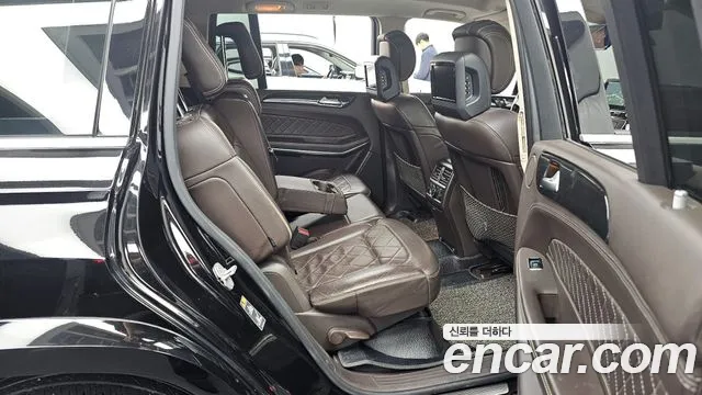 Mercedes-Benz GLS-Class 2017 — фото 12