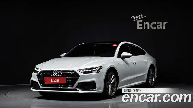 Audi A7 2021 — фото 1
