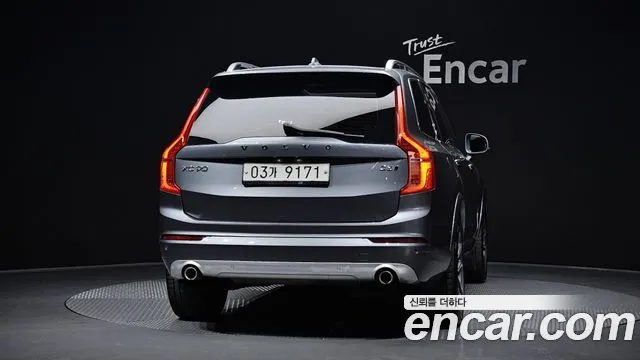 Volvo XC90 2017 — фото 4