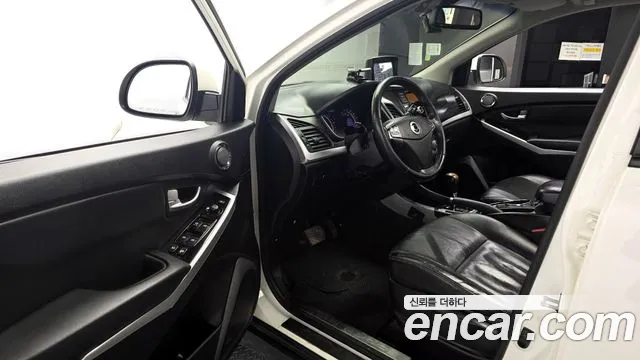 KG_Mobility_Ssangyong KORANDO 2015 — фото 10
