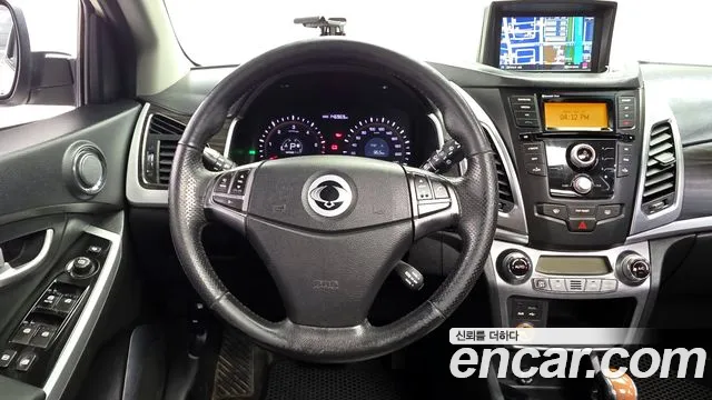 KG_Mobility_Ssangyong KORANDO 2015 — фото 13