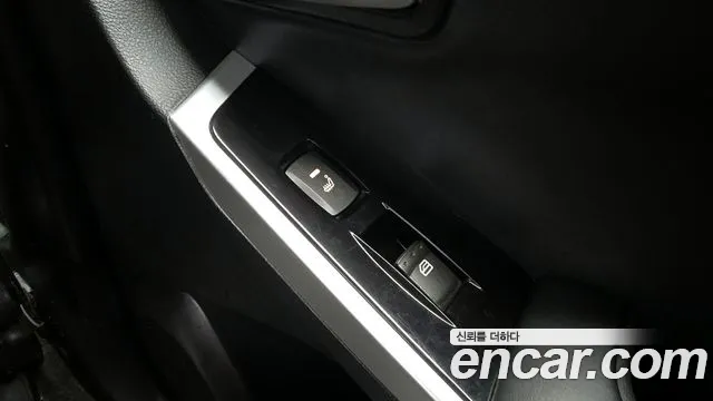 KG_Mobility_Ssangyong KORANDO 2015 — фото 19