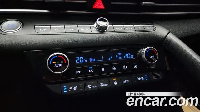 Hyundai AVANTE 2023 — фото 17