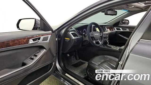 Hyundai Genesis 2015 — фото 10