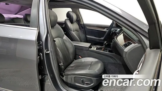 Hyundai Genesis 2015 — фото 12