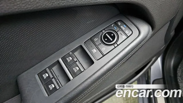 Hyundai Genesis 2015 — фото 13