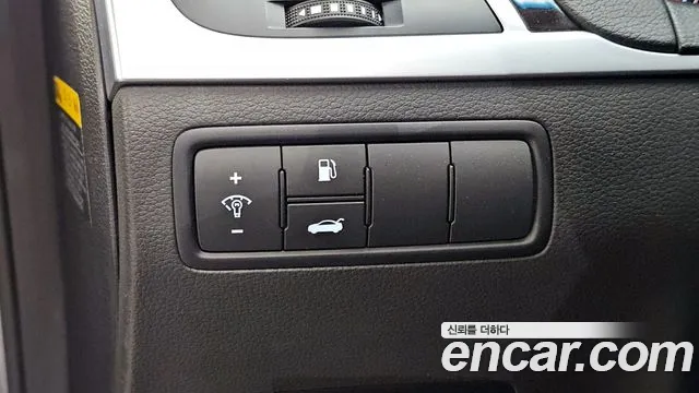 Hyundai Genesis 2015 — фото 14
