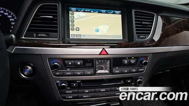 Hyundai Genesis 2015 — фото 16