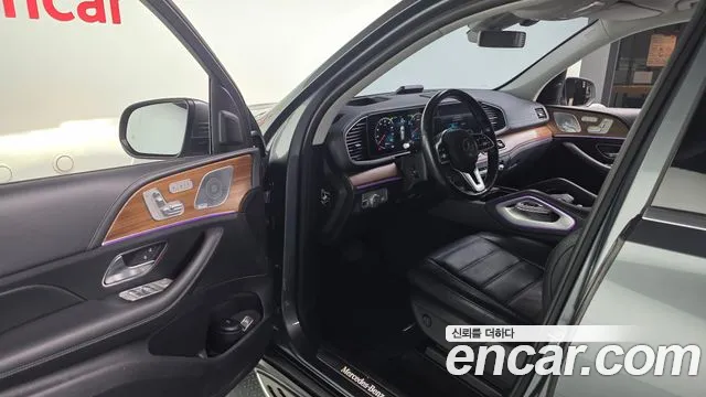 Mercedes-Benz GLE-Class 2019 — фото 11