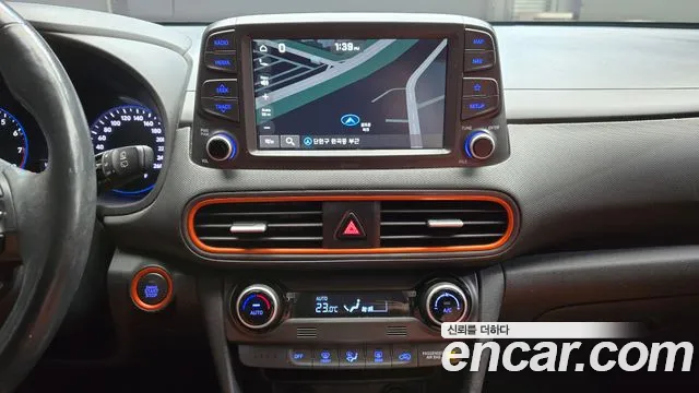 Hyundai Kona 2018 — фото 19