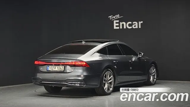 Audi A7 2021 — фото 2
