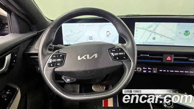 Kia EV6 2022 — фото 13