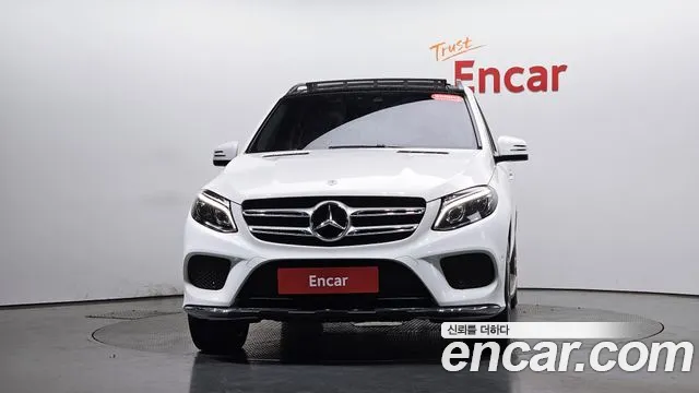 Mercedes-Benz GLE-Class 2016 — фото 2