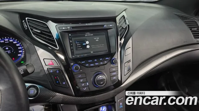 Hyundai i40 2016 — фото 14