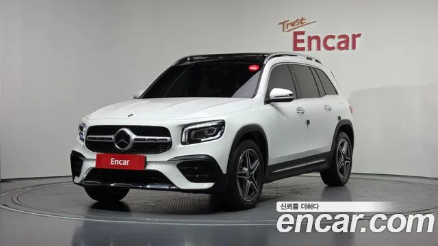 Mercedes-Benz GLB-Class 2022 — фото 1