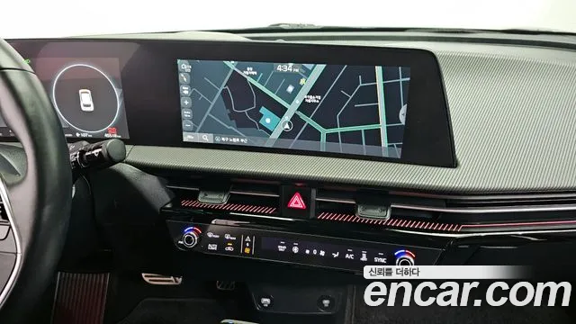 Kia EV6 2022 — фото 13