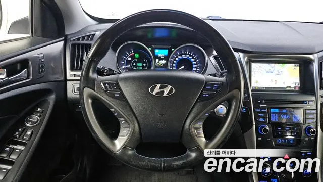 Hyundai Sonata 2014 — фото 12