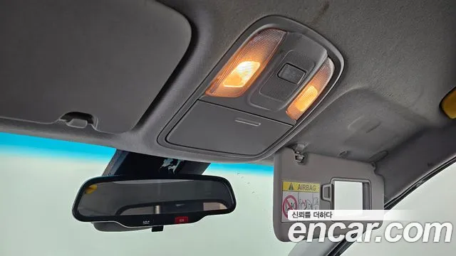 Kia Niro 2023 — фото 19