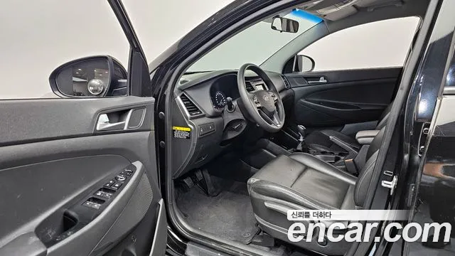 Hyundai Tucson 2016 — фото 11