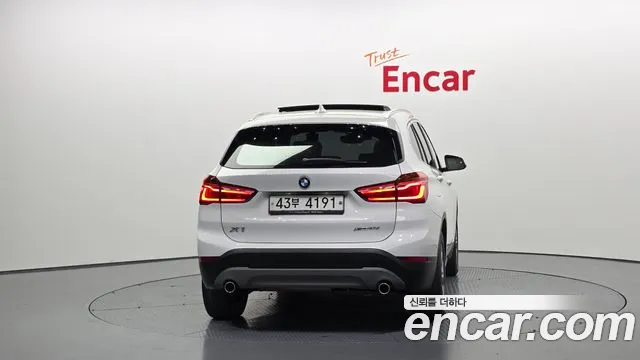 BMW X1 2018 — фото 4