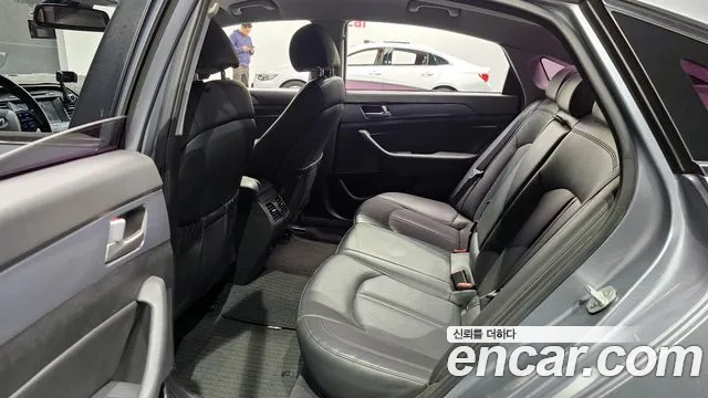 Hyundai Sonata 2015 — фото 12