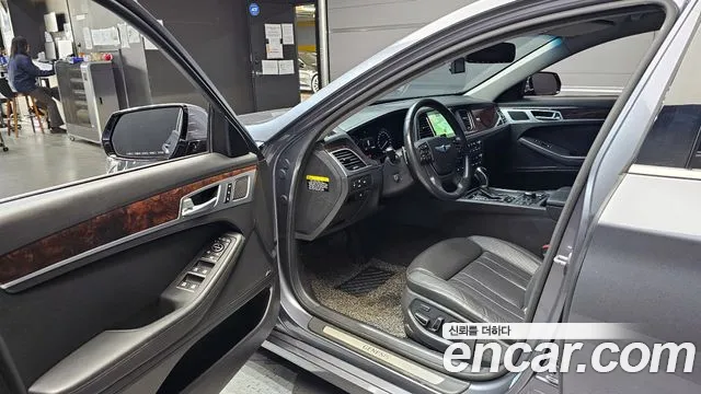 Hyundai Genesis 2016 — фото 11