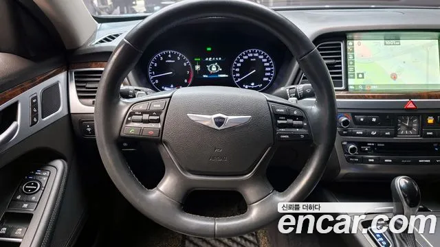 Hyundai Genesis 2016 — фото 13
