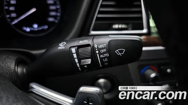 Hyundai Genesis 2016 — фото 18