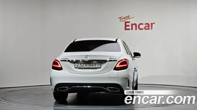 Mercedes-Benz C-Class 2020 — фото 3