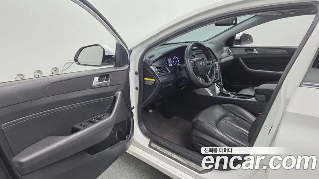 Hyundai Sonata 2015 — фото 10