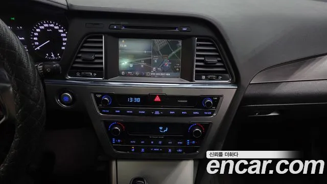 Hyundai Sonata 2015 — фото 14