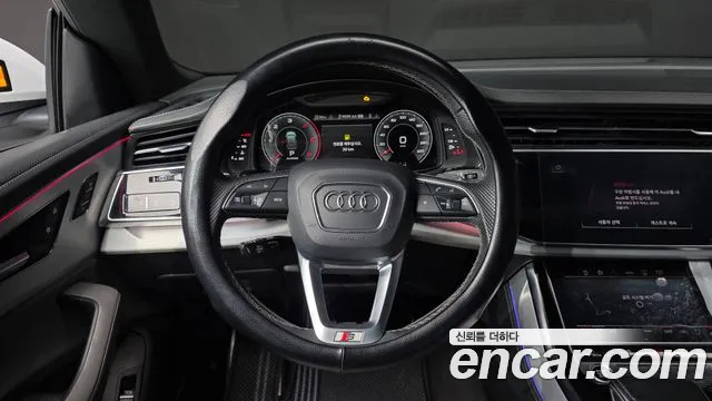 Audi Q8 2022 — фото 13