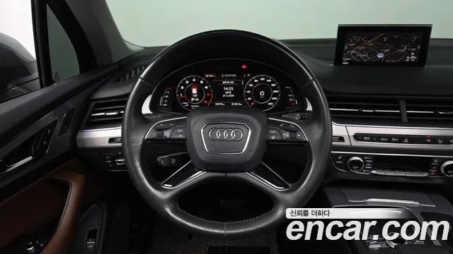 Audi Q7 2019 — фото 12